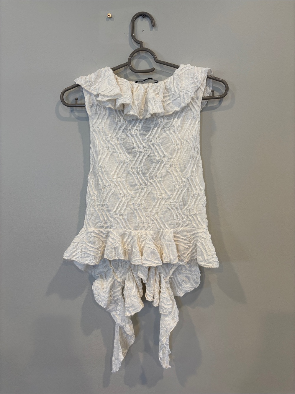 Zara Cream Ruffled Tie-Front Camisole - Picture 3 of 4